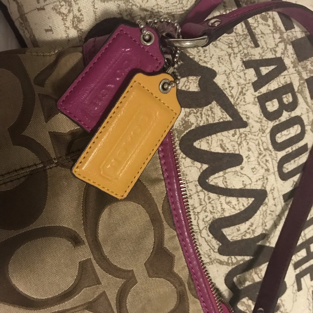 Coach purse - Picture 4 of 6